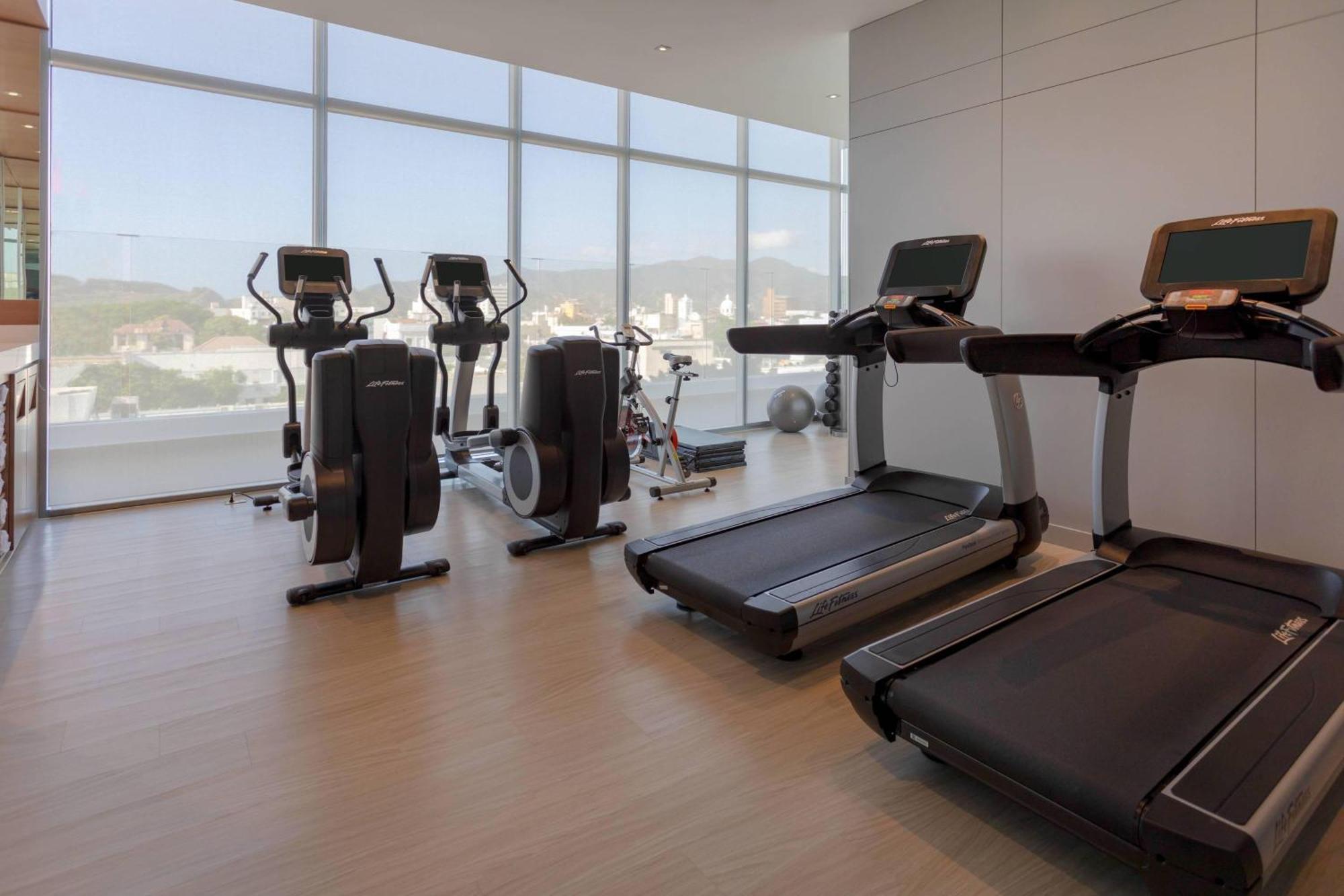 Ac Hotel By Marriott Santa Marta Экстерьер фото