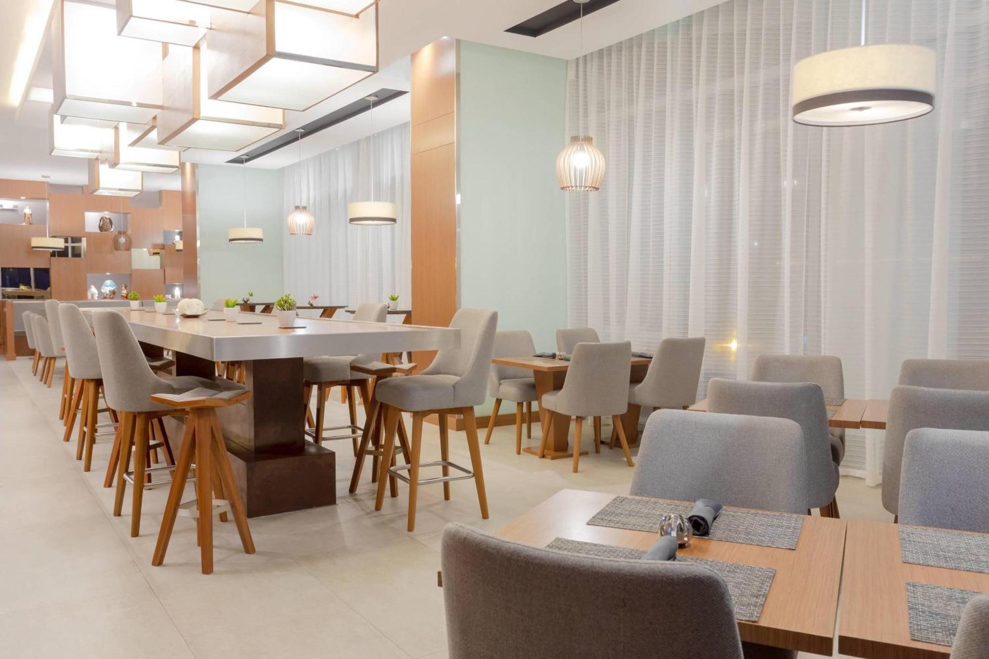 Ac Hotel By Marriott Santa Marta Экстерьер фото