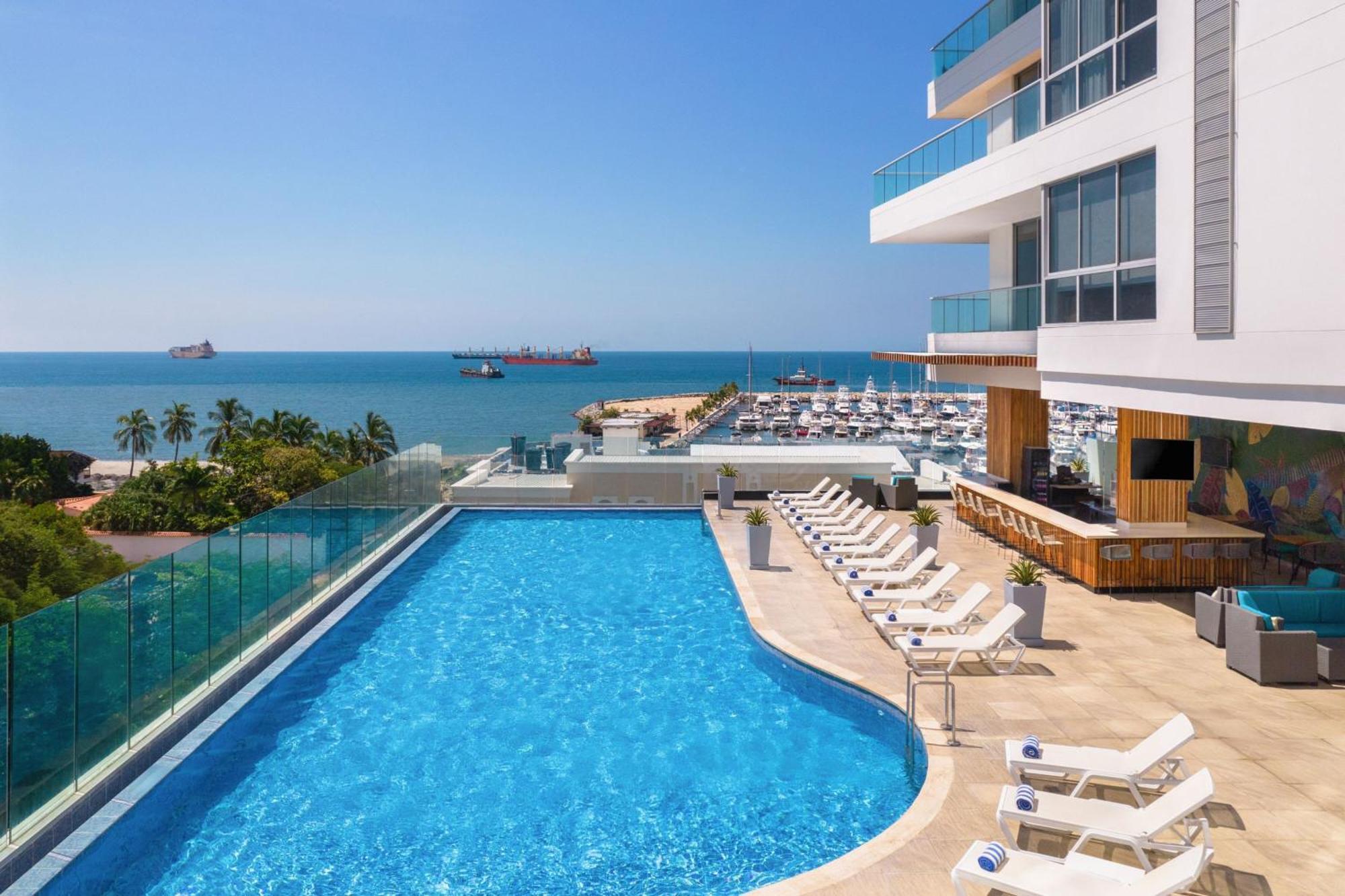 Ac Hotel By Marriott Santa Marta Экстерьер фото
