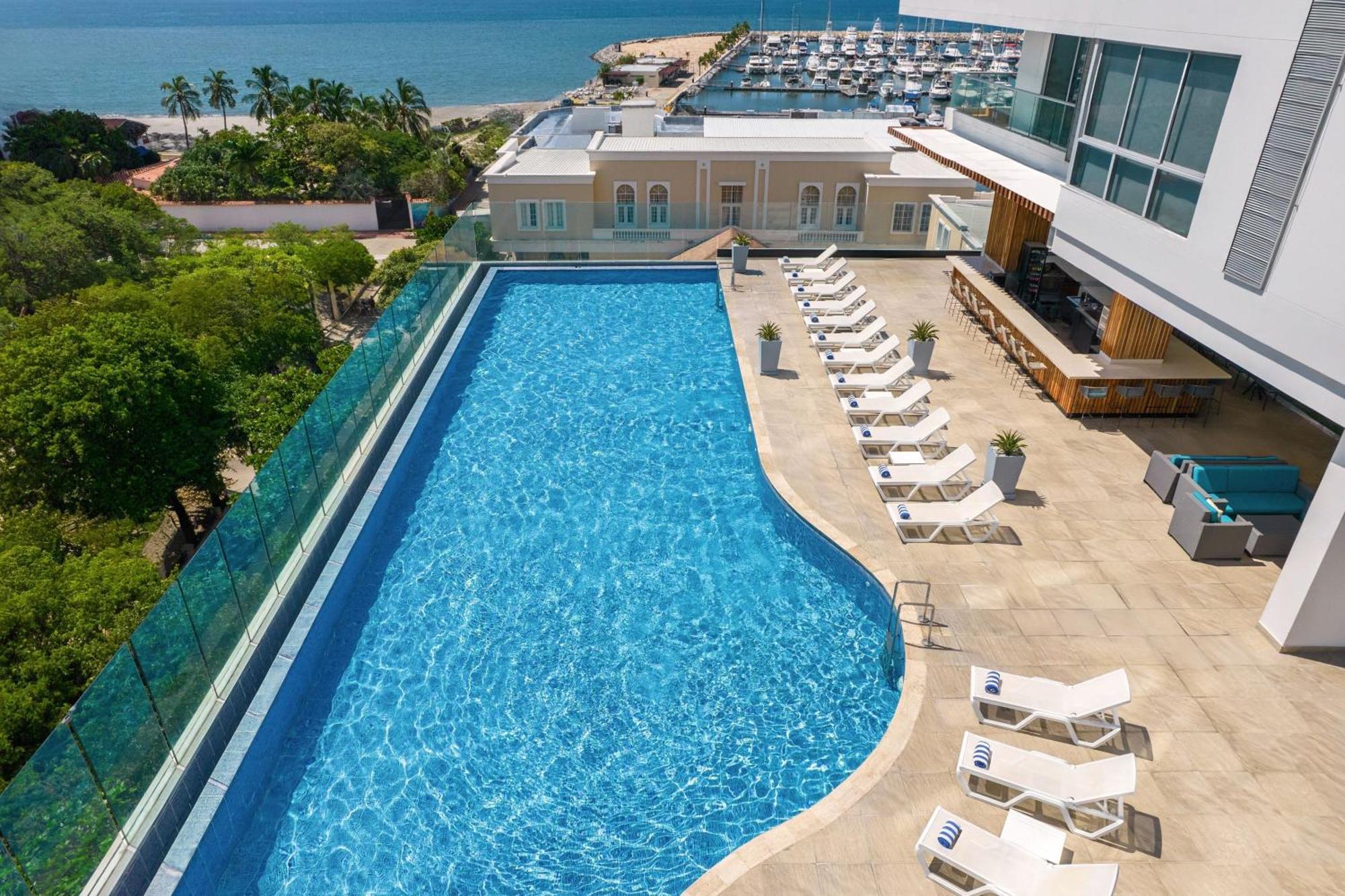 Ac Hotel By Marriott Santa Marta Экстерьер фото