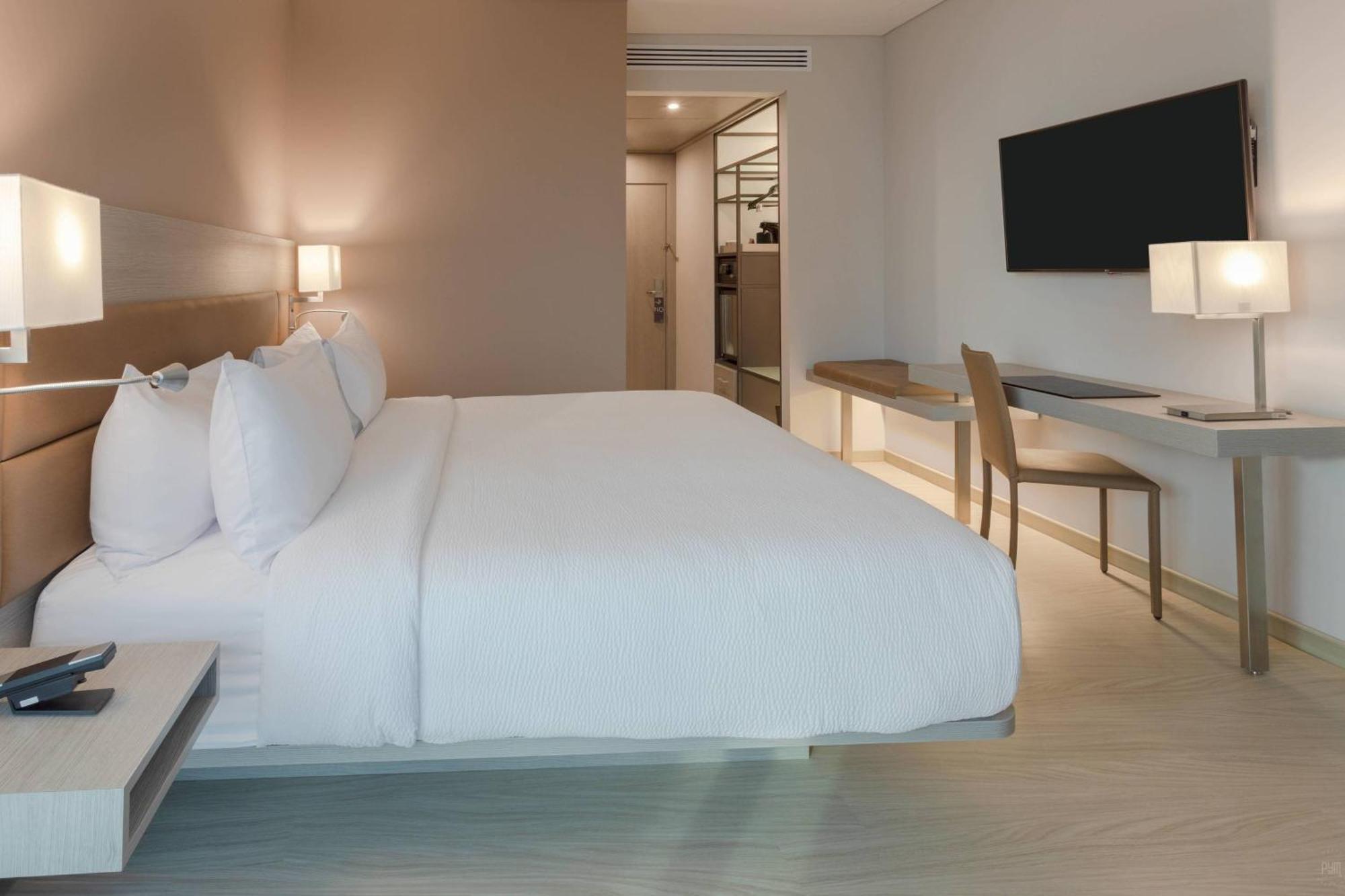 Ac Hotel By Marriott Santa Marta Экстерьер фото