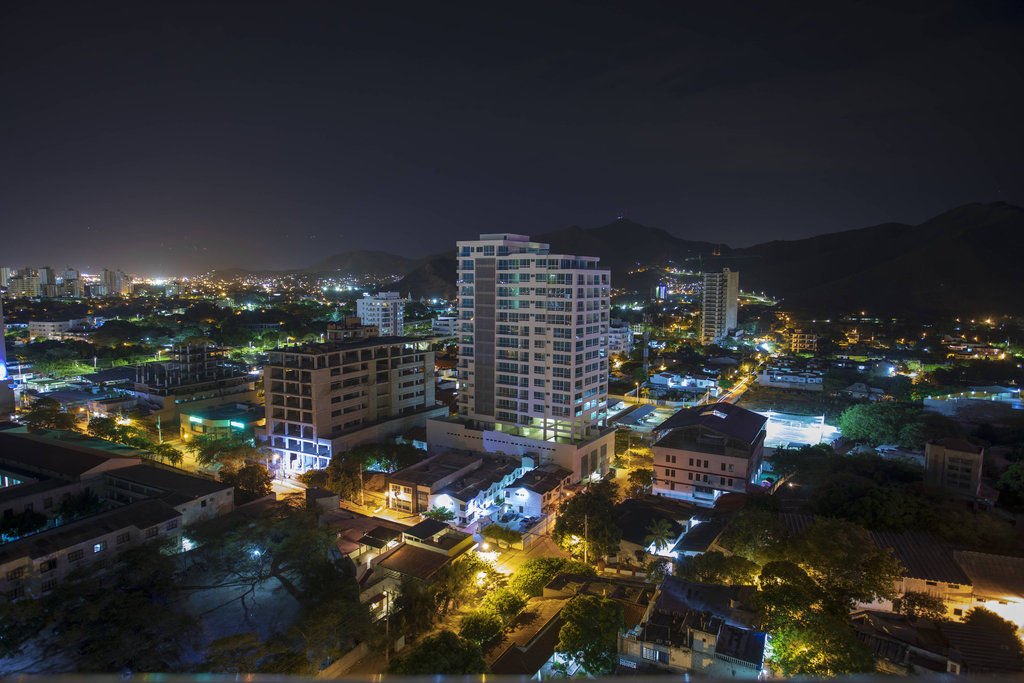 Ac Hotel By Marriott Santa Marta Экстерьер фото
